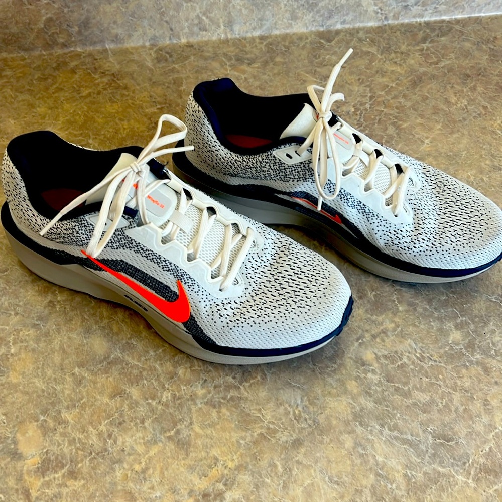 Nike Winflo 11